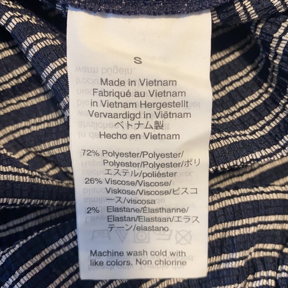 Texture and Thread Top by Madewell. Size Small. - Picture 4 of 5